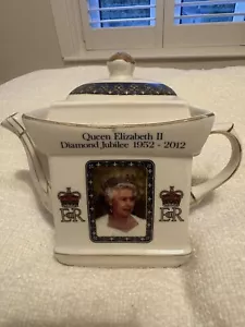 Queen Elizabeth Diamond Jubilee Teapot 1952 - 2012 - Picture 1 of 9