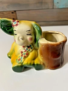 Vintage McCoy Pottery Baby Elephant Planter 40's-50's 5.5" 4.5" tall 3" deep - Picture 1 of 4