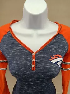 T-shirt manica lunga Majestic donna Denver Broncos blu arancione raglan Henley difetto - Foto 1 di 15