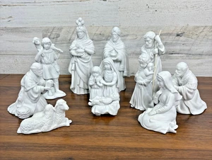 Avon Nativity Set White Porcelain Christmas 11 Pieces 1981 Jesus Three Wise Men - Picture 1 of 17