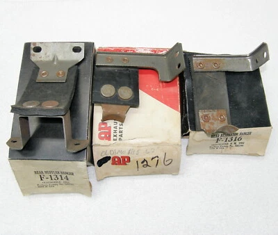 NOS NORS 1962 Oldsmobile 88 98 Starfire RH Tail Pipe Resonator Supports Hangers - Image 1 of 4