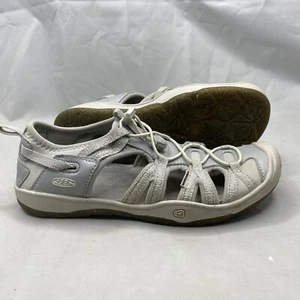 KEEN Moxie Fisherman Silver  Closed Toe Sandals 1018360 Big Girls Size 4 US - Picture 1 of 9