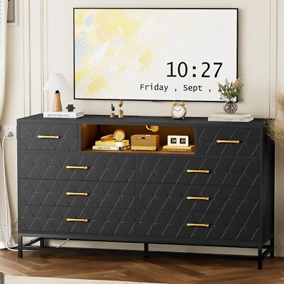 Cómoda de madera moderna de 55"" con estación de carga USB | Almacenamiento de dormitorio de 8 cajones Foto 1 de 4