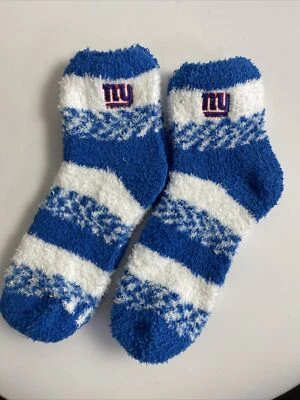 ¡JUEGO DE 2 PARES! Calcetines para dormir New York Giants FBF acogedores y difusos para mujer. OSFM.  (FZ1) Foto 1 de 4