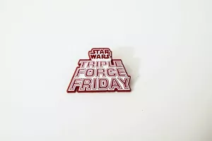 Prendedor esmaltado coleccionable Star Wars Walmart Limited Triple Force Friday Disney - Imagen 1 de 2