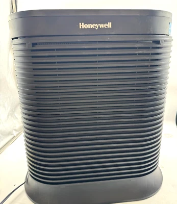 Purificador de aire Honeywell HPA200 HEPA negro - solo para piezas Foto 1 de 4