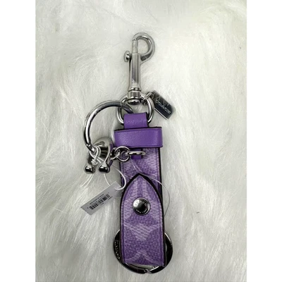 Bolso Coach Trigger a Presión Dije en Lona Signature con Dije en Sv/Iris CBM47 NUEVO CON ETIQUETAS Foto 1 de 4