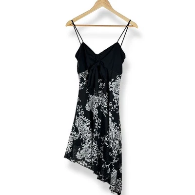 Vestido asimétrico Babydoll Charlotte Russe Y2K para mujer talla mediana años 2000 Foto 1 de 4