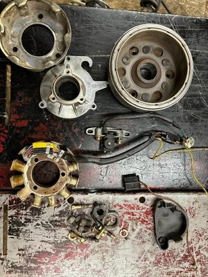 Ski-Doo MXZ 1997 Ski Doo 1997 Stator Ass'y MX Z 670 410919000 RW5972 Foto 1 de 4