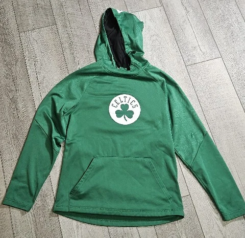 Boston Celtics Fanatics Mens Hoodie Size Medium Pull String Pockets Pouch NBA Cover
