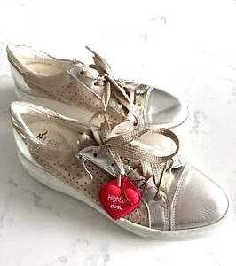 ARA SHOES SPORTS SHOE HIGH WEDGE SOFT DEER AND ZIP Size 11 - Picture 1 of 9