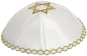 Weiße Satin Kippa mit goldenem Davidstern - jüdische Yarmulke Yamaka Yarmulka - Bild 1 von 1