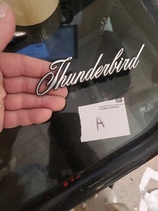Ford Thunderbird 1970 1/4 panel emblema OEM D0SB-6525632-A Fomoco - Imagen 1 de 3