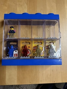 LEGO VIP Schlüsselanhänger Minifigur  NEU OVP mit Vitrine  - Bild 1 von 7