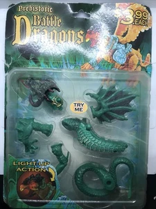 Figura de acción Prehistoric Battle Dragons Green Novelty Inc 2009 envío gratuito - Imagen 1 de 7