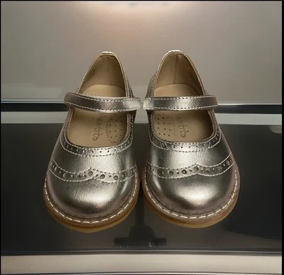 Girls NIB Elephantito Leather Mary Jane Shoes Flats Wingtips Silver Toddler 5 M - Image 1 of 4