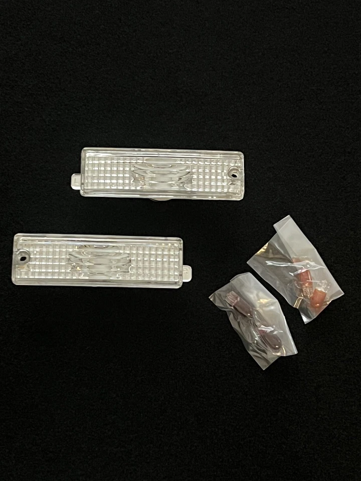 1993-2002 Chevy Camaro Firebird Rear Side Marker Lights Clear Diamond Cut Style - Image 1 of 4