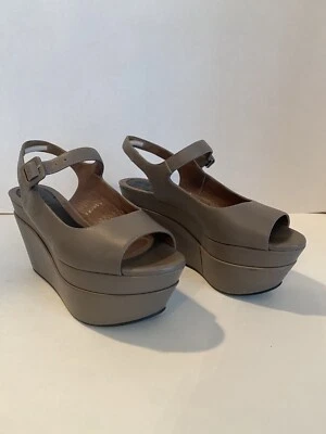 Sandalias Marni Plataforma Cuña Taupe Tacones EE. UU. 7,5 UE 38 Cuero Tirantes Punta Abierta Foto 1 de 4