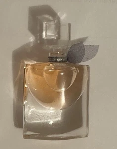 Lancôme *La vie est belle L`eau de Parfum 4 ml Parfum Miniatur Mini Flakon - Bild 1 von 2