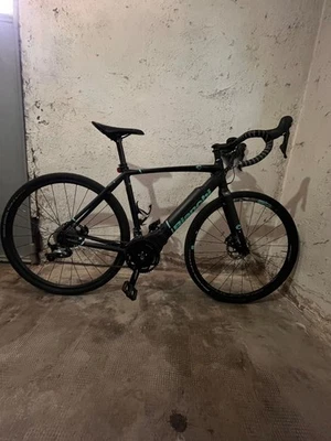 bicicletta elettrica pedalata assistita usata - Immagine 1 di 4