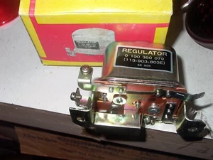 NEW OLD STOCK BOSH?? V W VOLTAGE REGULTOR #1903500790 113-903-803E -4 - Imagen 1 de 3