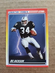 Tarjeta de fútbol americano Ground Force #330 BO JACKSON Los Angeles RAIDERS 1990 SCORE - Imagen 1 de 2