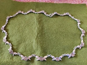 collana in argento sterling, design 3d rose e foglie, vintage - Foto 1 di 24
