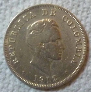 1912 COLOMBIA - 50 CENTAVOS - SIMON BOLIVAR - SILVER - .3617 Oz - HIGH GRADE - Picture 1 of 3