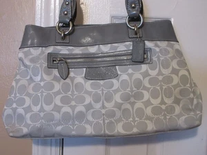 LADIES VINTAGE GRAY AND SILVER COACH SHOULDER BAG..REDUCED - Picture 1 of 11