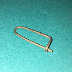 1986-93 VOLVO 240 244 245 HEADLIGHT HOUSING WIRE CLIP CIBIE STAY LIGHT FRANCE - Bild 1 von 3