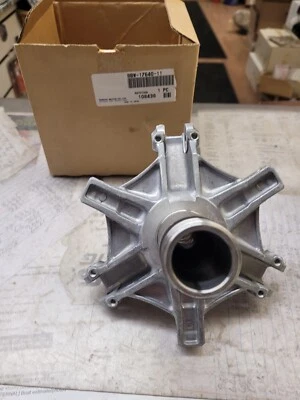 OEM Yamaha Phaser SS Vk540 1998 - 2005 OEM Primary Clutch Spider Fan 2 Stroke - Image 1 of 4