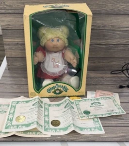 Vtg Cabbage Patch Kids Doll Blonde Hair Blue Eyes Keely Margo Box Papers - Picture 1 of 12