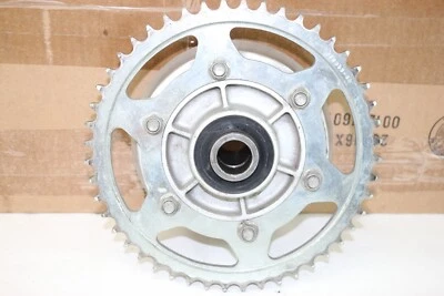 Suzuki GSXR600 1997-2000 PIÑÓN TRASERO RUEDA BUJE TAMBOR Portapiñones OEM 48T Foto 1 de 4