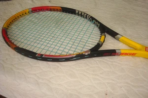 Raqueta de tenis Wilson Pro Staff Surge 5.1 95 pulgadas cuadradas agarre de 4 3/8" - Imagen 1 de 11