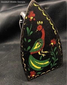 Cast Iron Hand Painted Floral Bird Sad Iron - Bild 1 von 5