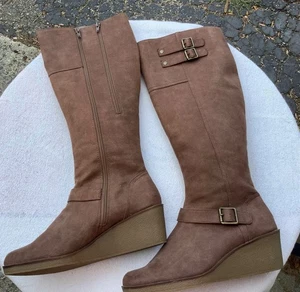 AEROSOLES A2 WOMENS BOOTS SZ 9 ROBBINS EGG 2-1/2” HEEL KNEE DOUBLE ZIPPER BUCKLE - Picture 1 of 11