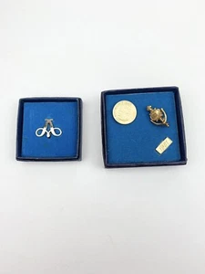 Vintage 1981 AVON Presidents Club Award Lapel Pin Avon “A” And Avon Is Calling - Picture 1 of 4