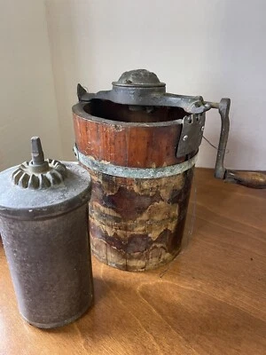 Antigua máquina de helados White Mountain Junior miniatura muestra vendedor Foto 1 de 4