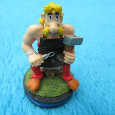 ASTERIX & OBELIX Gallier BAUER SCHMIED Asterix Schach Schachfigur MAYFAIR - Bild 1 von 3