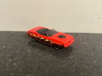 *Defectos menores* Suelto 70 Plymouth Barracuda - Hot Wheels 2013 Heat Fleet Foto 1 de 4