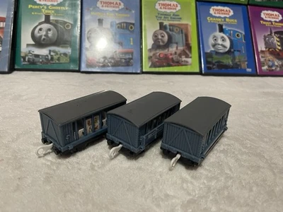 Thomas & Friends Tomy Trackmaster Chicken Cars Lot Of 3 - Image 1 of 4