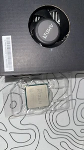 Ryzen 3 3200G With AMD CPU Cooling Fan - Picture 1 of 1