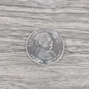 Vintage 22nd President Grover Cleveland Coin Meet the Presidents Selchow Righter - Picture 1 of 2