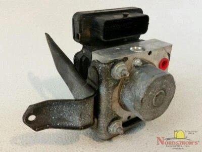 2015 Honda Fit ABS Antilock Brake Pump - Image 1 of 4