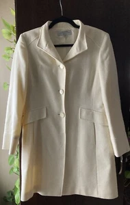 Women’s Tahari Arthur Levine Ivory Size 8P Button Up Elegant Vintage Coat - Picture 1 of 12