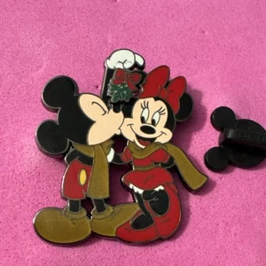 Mickey & Minnie Holiday Mistletoe Kissing Minnie Cheek - Slider Disney Pin - Picture 1 of 3