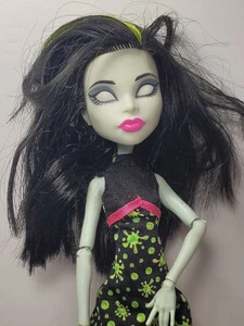 Monster High 2014 Ghoul Fair Scarah Screams Doll b16 - Picture 1 of 6