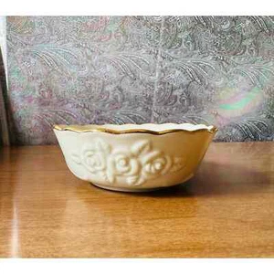 Vintage Rosebud collection by Lenox All purpose bowl with gold trim - Picture 1 of 10