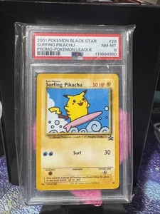 Pokémon Surfendes Pikachu #28 - 2001 Black Star Promo - PSA 8 (NM-MT) Zustand! - Bild 1 von 2
