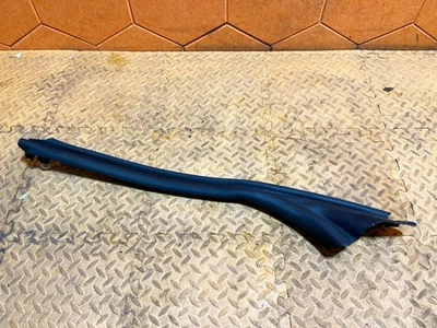 18-24 AUDI A5 S5 FRONT RIGHT PASS RH SIDE DOOR UPPER WEATHERSTRIP SEAL COVER OEM - Image 1 of 4